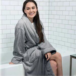 Nestwell SZ L\XL Unisex Gray thick  plush wrap bathrobe Spa Hotel Cozy Soft